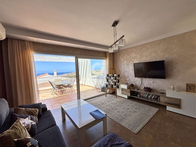 2 makuuhuone Kattohuoneisto myytävänä paikassa Torviscas, Adeje - 345 000 € (Ref: 9779088)