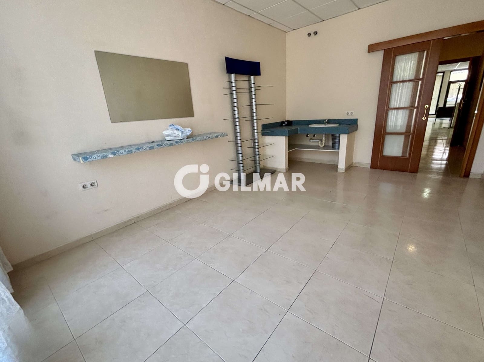Commercial for sale in Adeje - € 400,000 (Ref: 9779168)