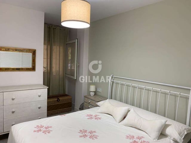 2 slaapkamer Flat te koop in Zahara de los Atunes, Barbate met zwembad - € 439.000 (Ref: 9779169)