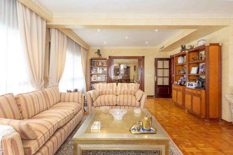 4 makuuhuone Asunto myytävänä paikassa Jerez de la Frontera mukana 
autotalli - 675 000 € (Ref: 9779170)