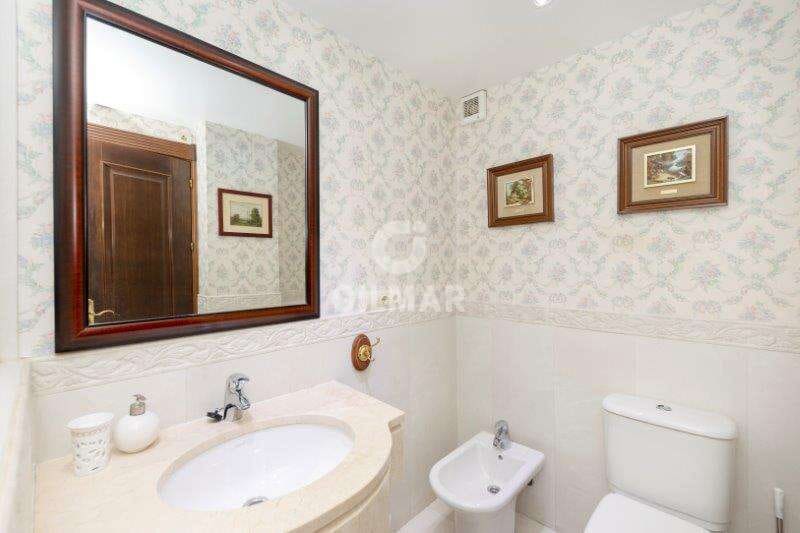 4 makuuhuone Asunto myytävänä paikassa Jerez de la Frontera mukana 
autotalli - 675 000 € (Ref: 9779170)