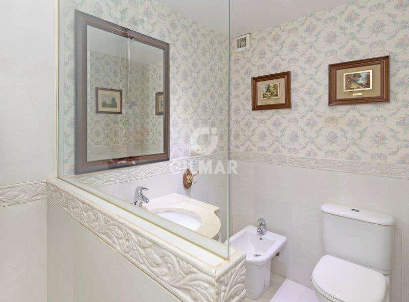 4 makuuhuone Asunto myytävänä paikassa Jerez de la Frontera mukana 
autotalli - 675 000 € (Ref: 9779170)