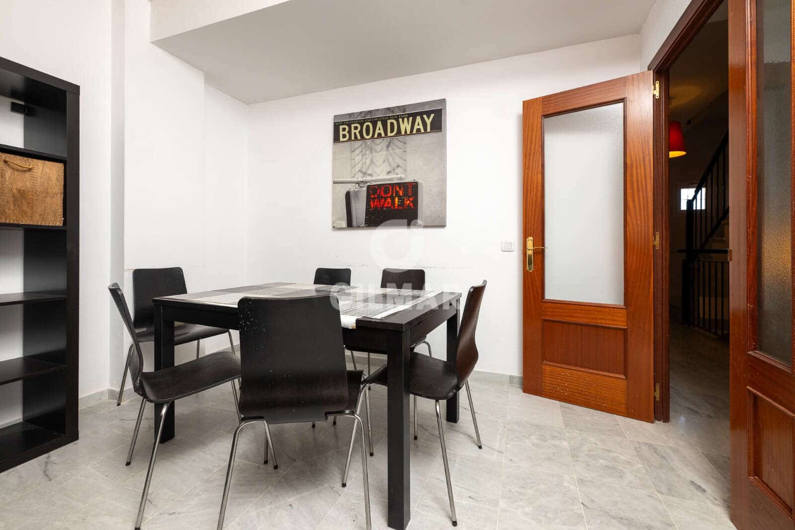 4 makuuhuone Rivitalo myytävänä paikassa El Puerto de Santa Maria - 450 000 € (Ref: 9779171)