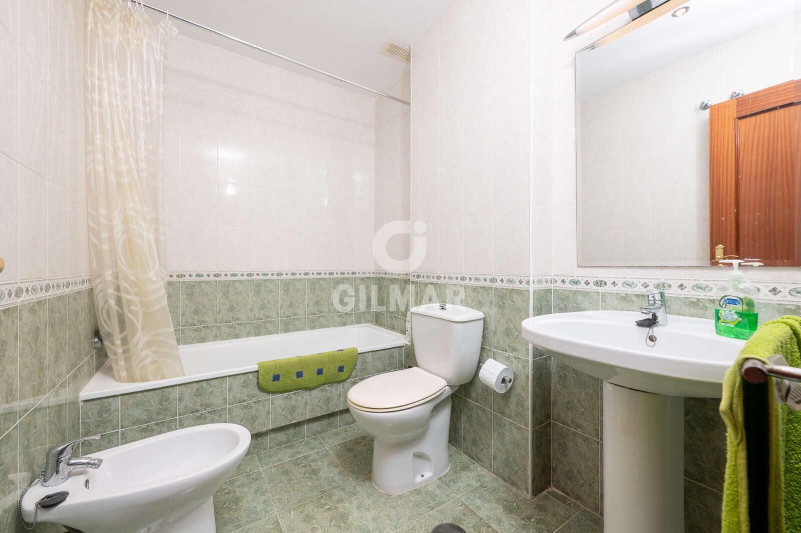 4 makuuhuone Rivitalo myytävänä paikassa El Puerto de Santa Maria - 450 000 € (Ref: 9779171)