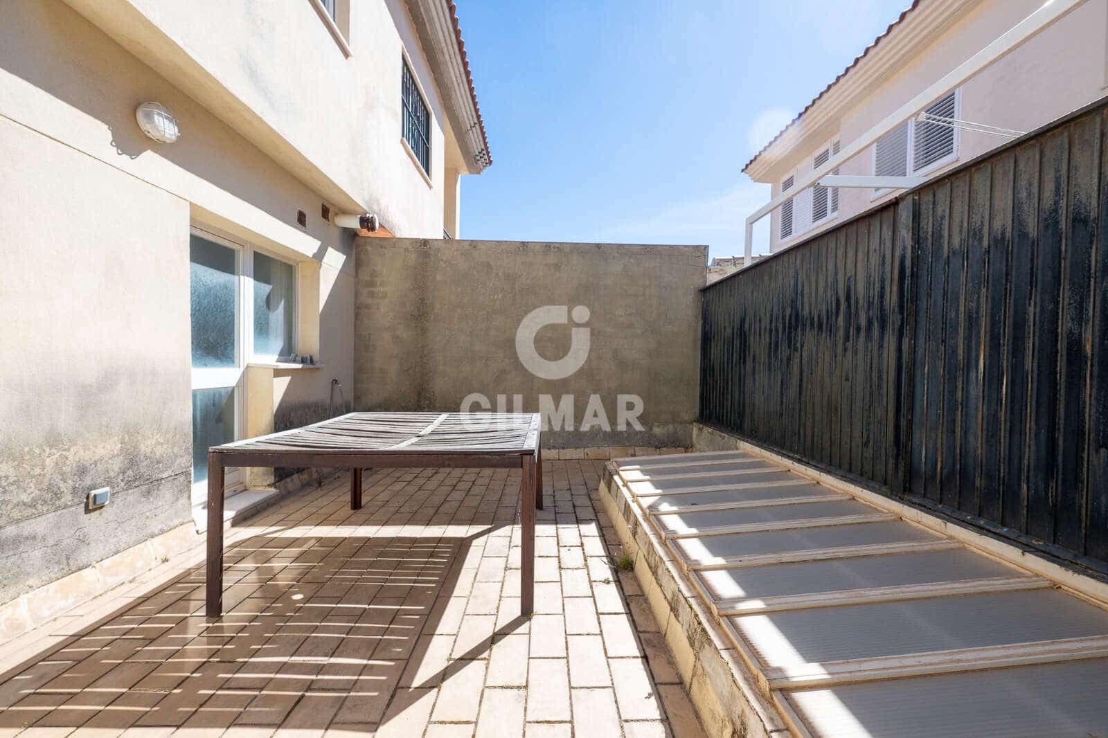 4 makuuhuone Rivitalo myytävänä paikassa El Puerto de Santa Maria - 450 000 € (Ref: 9779171)