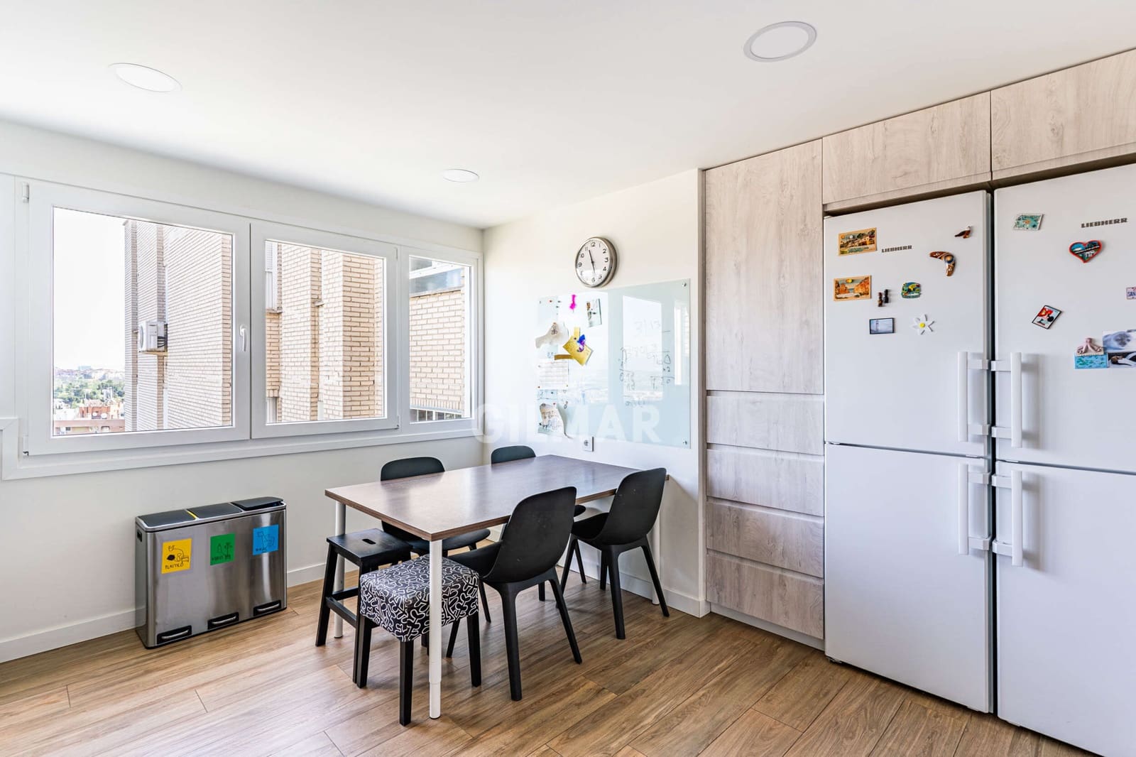 5 bedroom Flat for sale in Madrid city with pool garage - € 1,330,000 (Ref: 9782170)