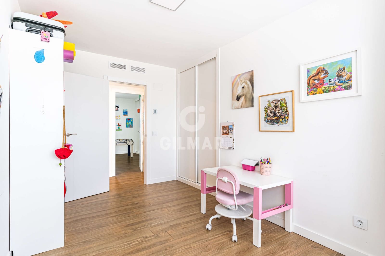 5 bedroom Flat for sale in Madrid city with pool garage - € 1,330,000 (Ref: 9782170)