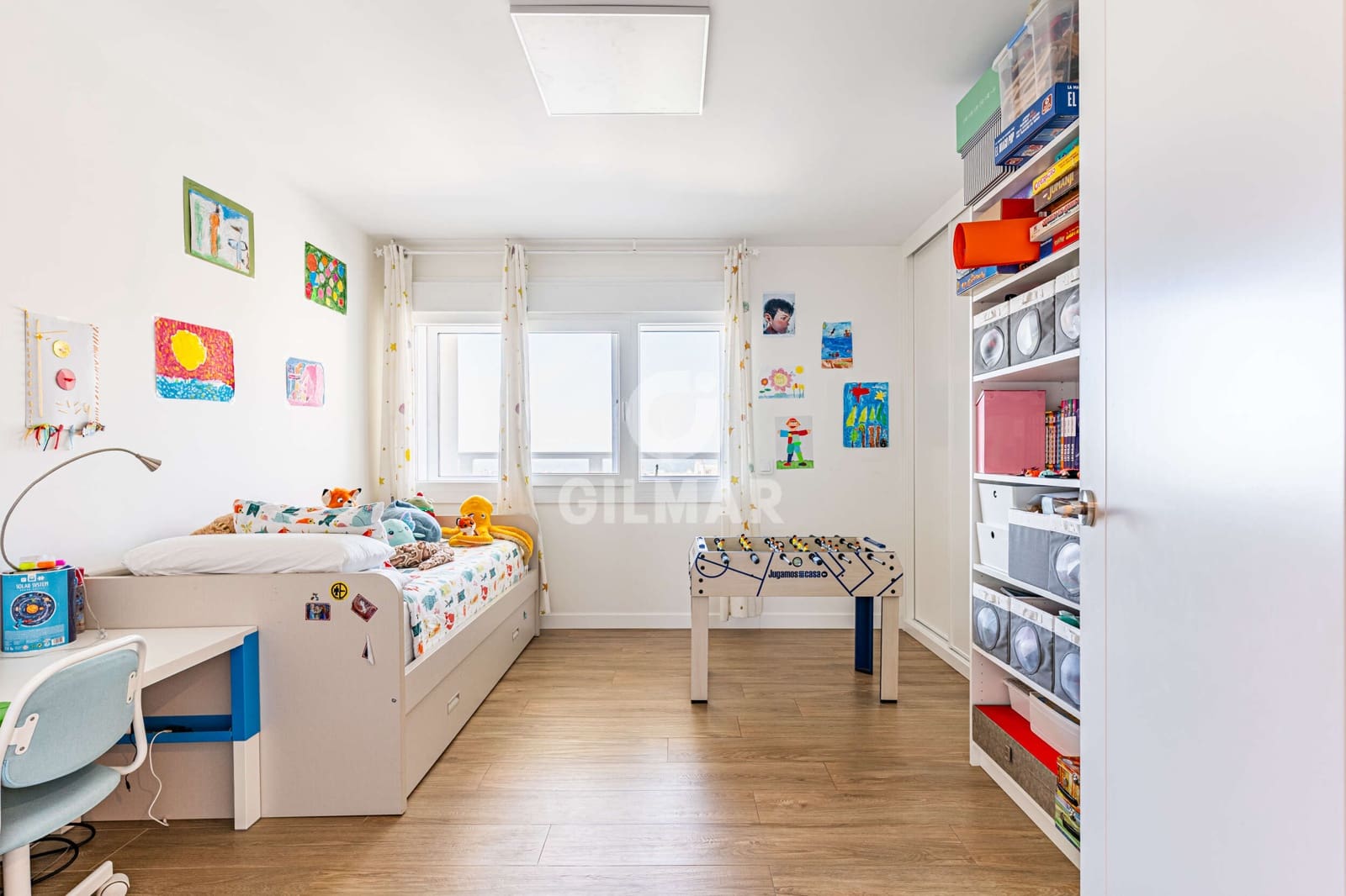 5 bedroom Flat for sale in Madrid city with pool garage - € 1,330,000 (Ref: 9782170)