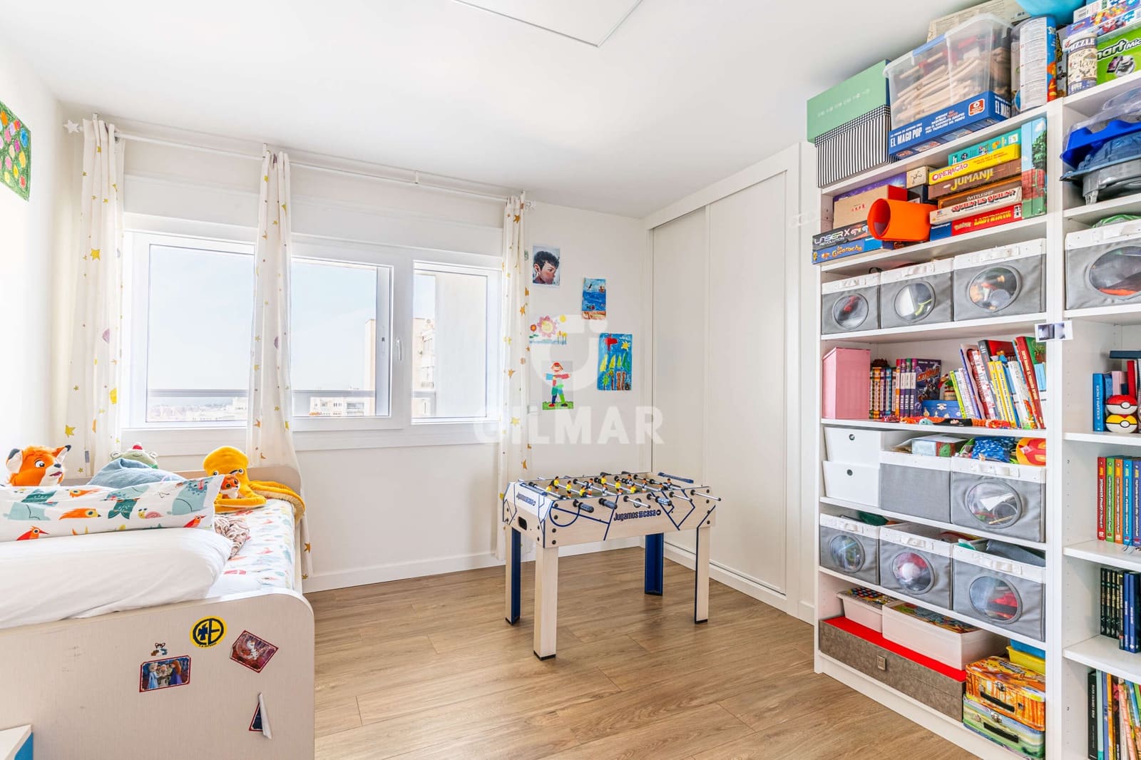 5 bedroom Flat for sale in Madrid city with pool garage - € 1,330,000 (Ref: 9782170)