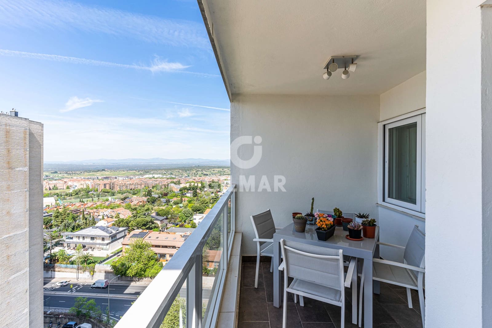 5 bedroom Flat for sale in Madrid city with pool garage - € 1,330,000 (Ref: 9782170)