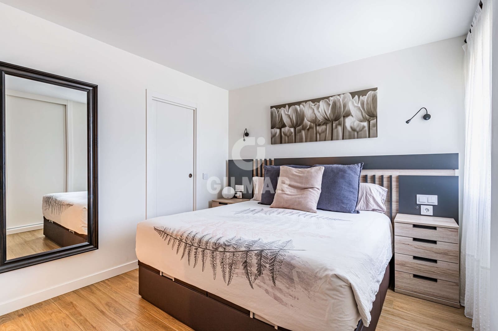 5 bedroom Flat for sale in Madrid city with pool garage - € 1,330,000 (Ref: 9782170)