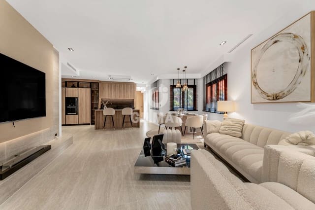 3 slaapkamer Flat te koop in Guadalmansa, Estepona met zwembad garage - € 1.525.000 (Ref: 9784526)