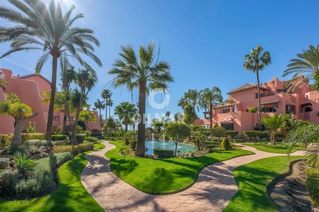 3 slaapkamer Flat te koop in Guadalmansa, Estepona met zwembad garage - € 1.525.000 (Ref: 9784526)