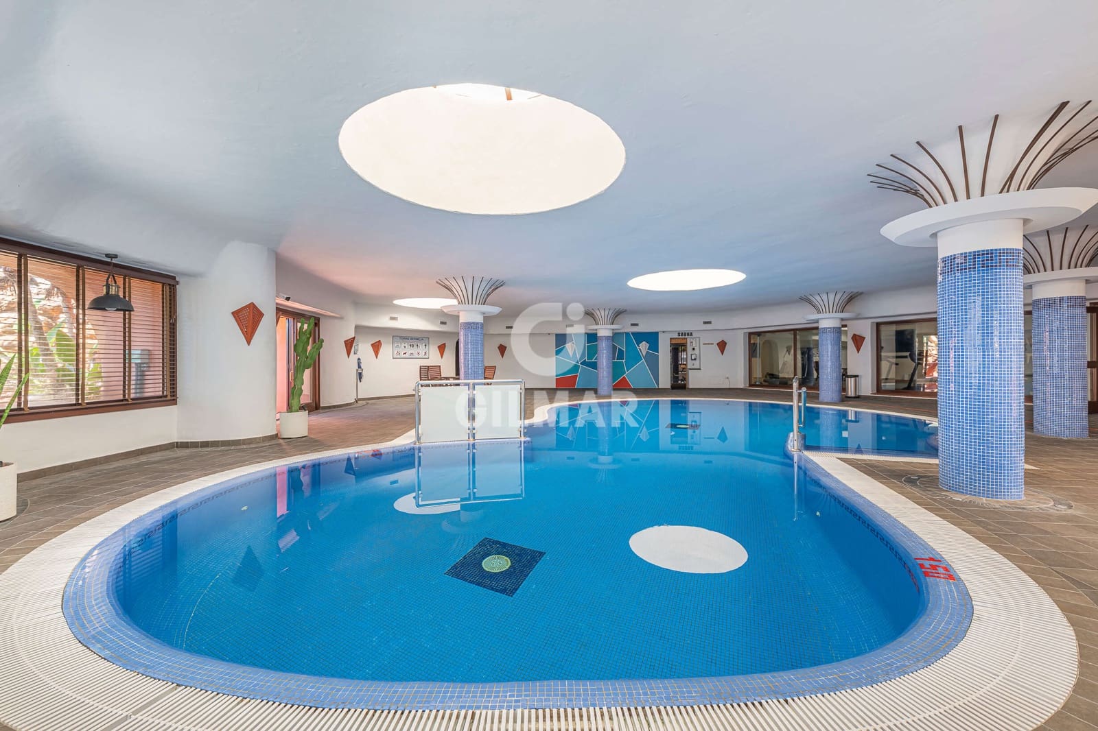 3 slaapkamer Flat te koop in Estepona met zwembad garage - € 1.525.000 (Ref: 9784526)