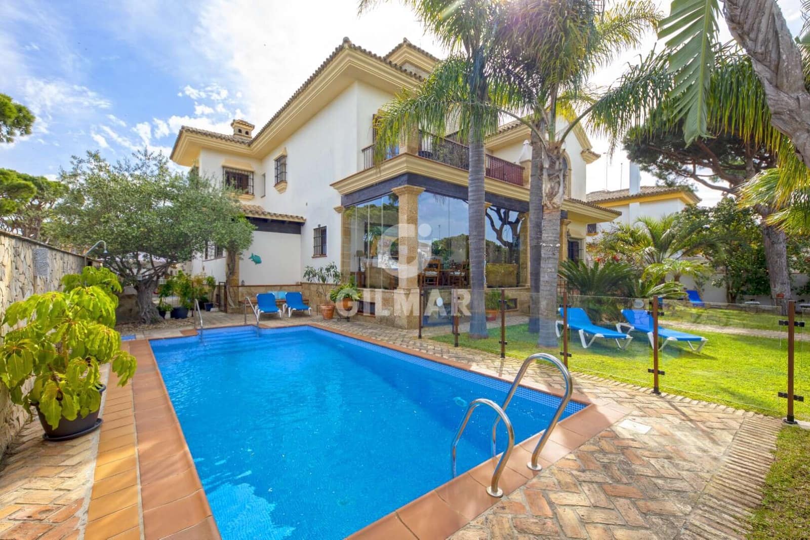 Hotel para venda em La Barrosa - 2 500 000 € (Ref: 9784527)