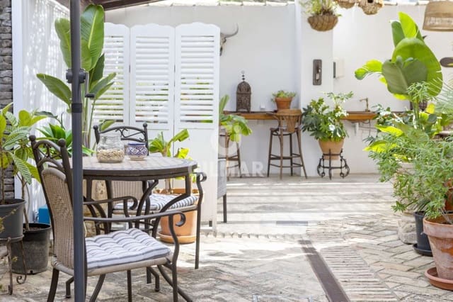 Hotel para venda em La Barrosa, Chiclana de la Frontera - 2 500 000 € (Ref: 9784527)