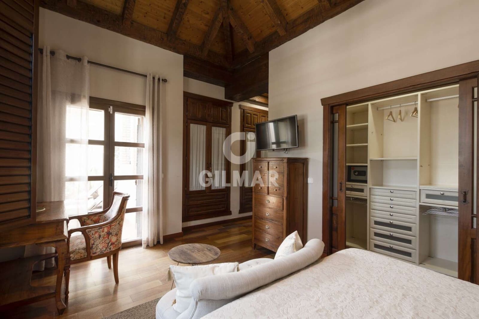 Hotel para venda em La Barrosa - 2 500 000 € (Ref: 9784527)