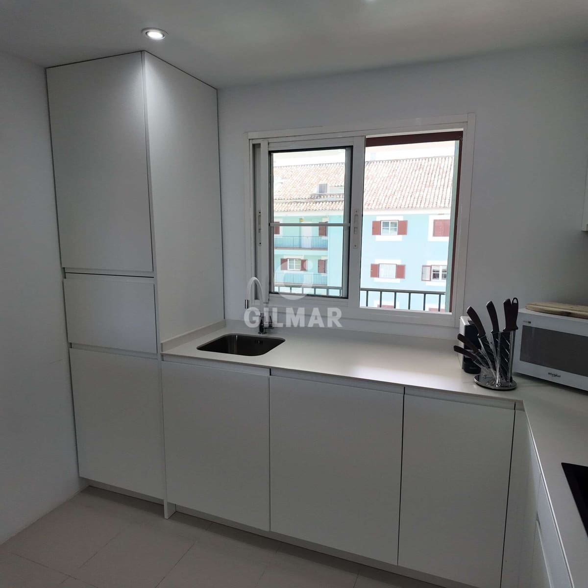 3 soverom Penthouse til salgs i Sotogrande med svømmebasseng garasje - € 720 000 (Ref: 9787904)