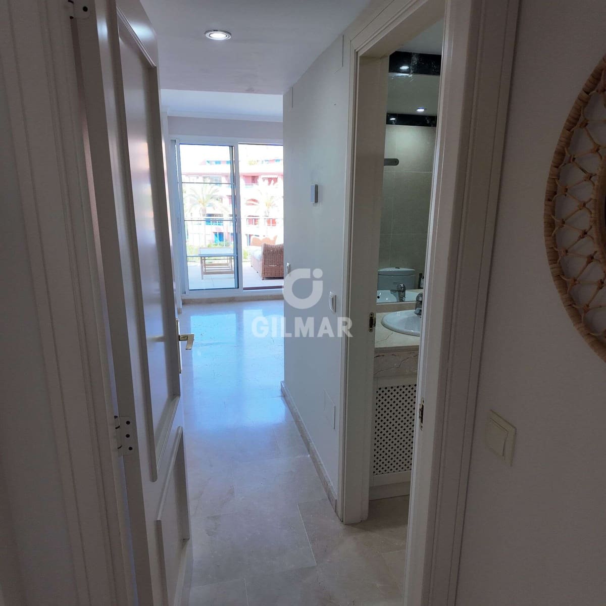 3 soverom Penthouse til salgs i Sotogrande med svømmebasseng garasje - € 720 000 (Ref: 9787904)