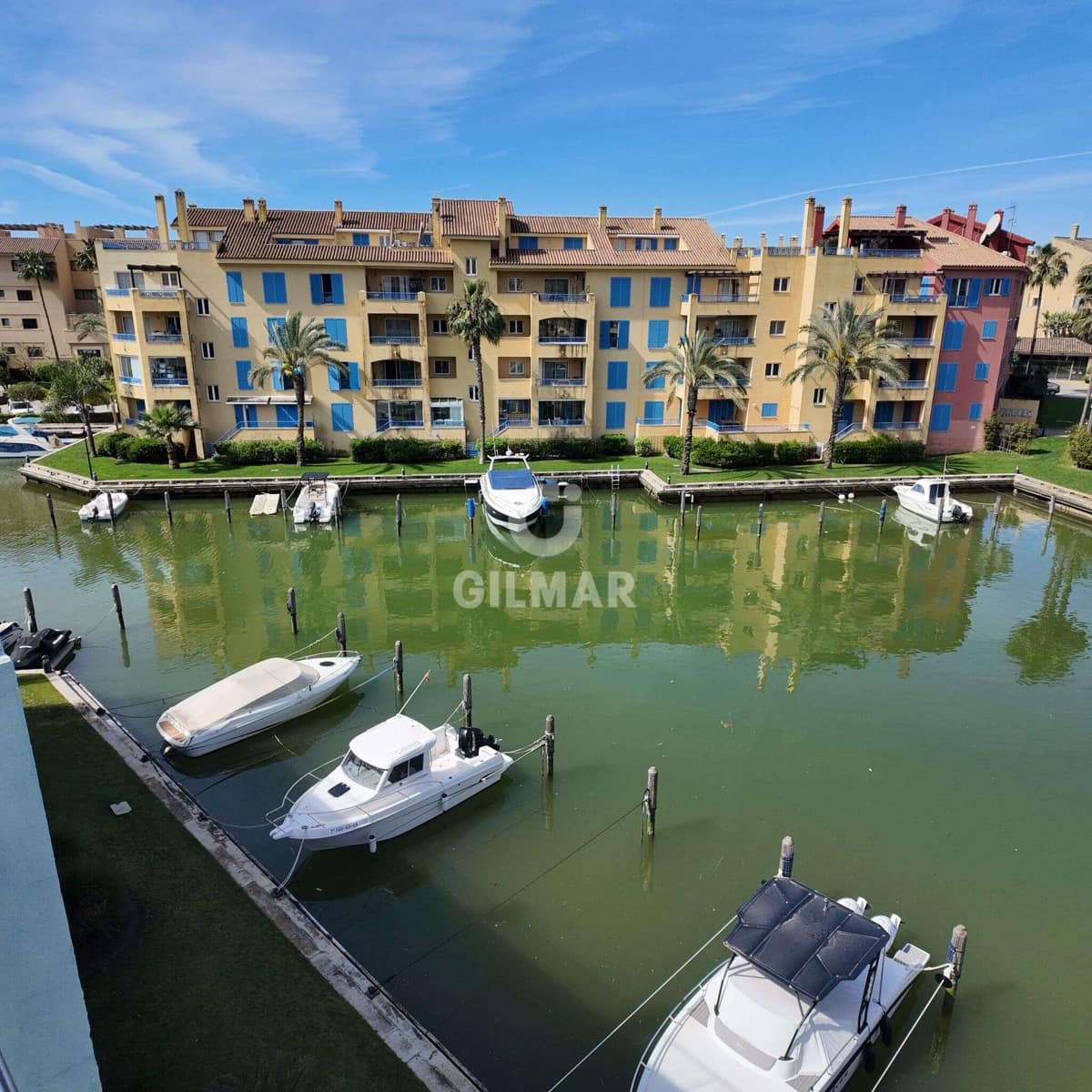 3 soverom Penthouse til salgs i Sotogrande med svømmebasseng garasje - € 720 000 (Ref: 9787904)