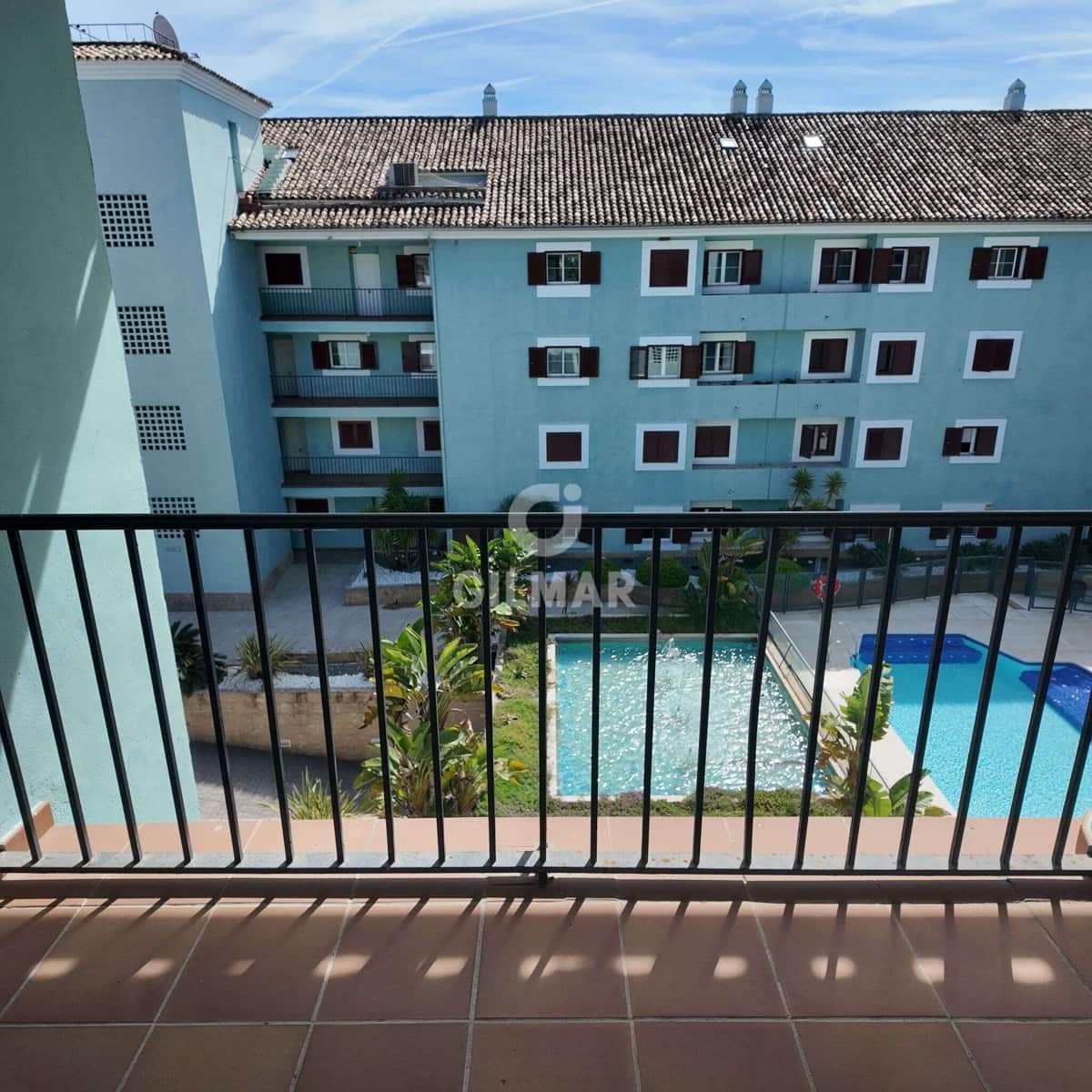 3 soverom Penthouse til salgs i Sotogrande med svømmebasseng garasje - € 720 000 (Ref: 9787904)