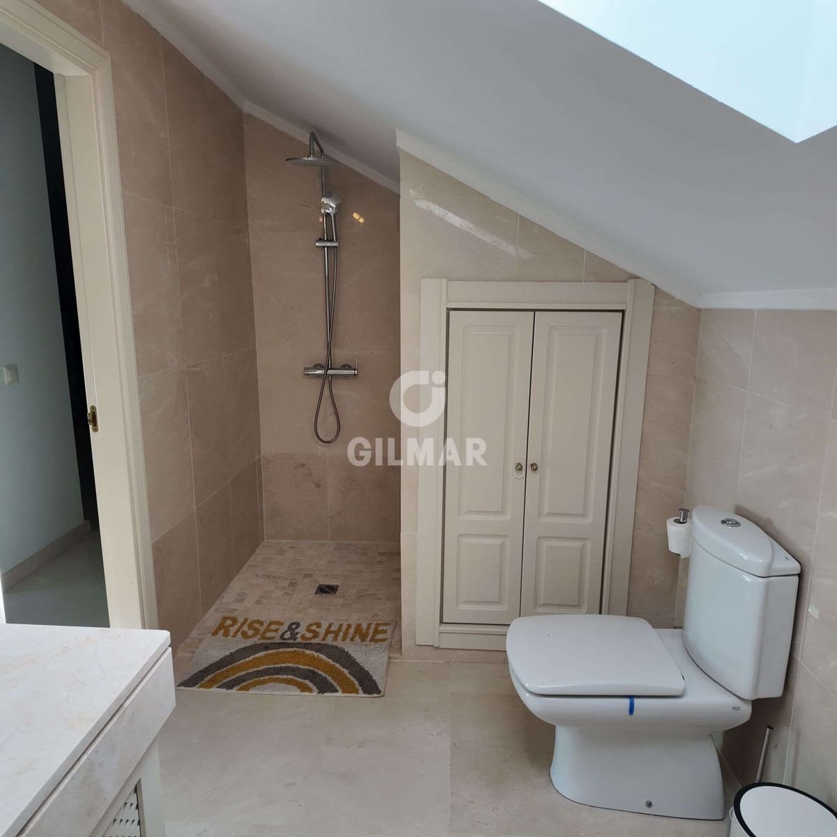 3 soverom Penthouse til salgs i Sotogrande med svømmebasseng garasje - € 720 000 (Ref: 9787904)