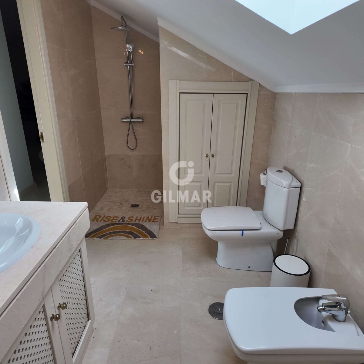 3 soverom Penthouse til salgs i Sotogrande med svømmebasseng garasje - € 720 000 (Ref: 9787904)