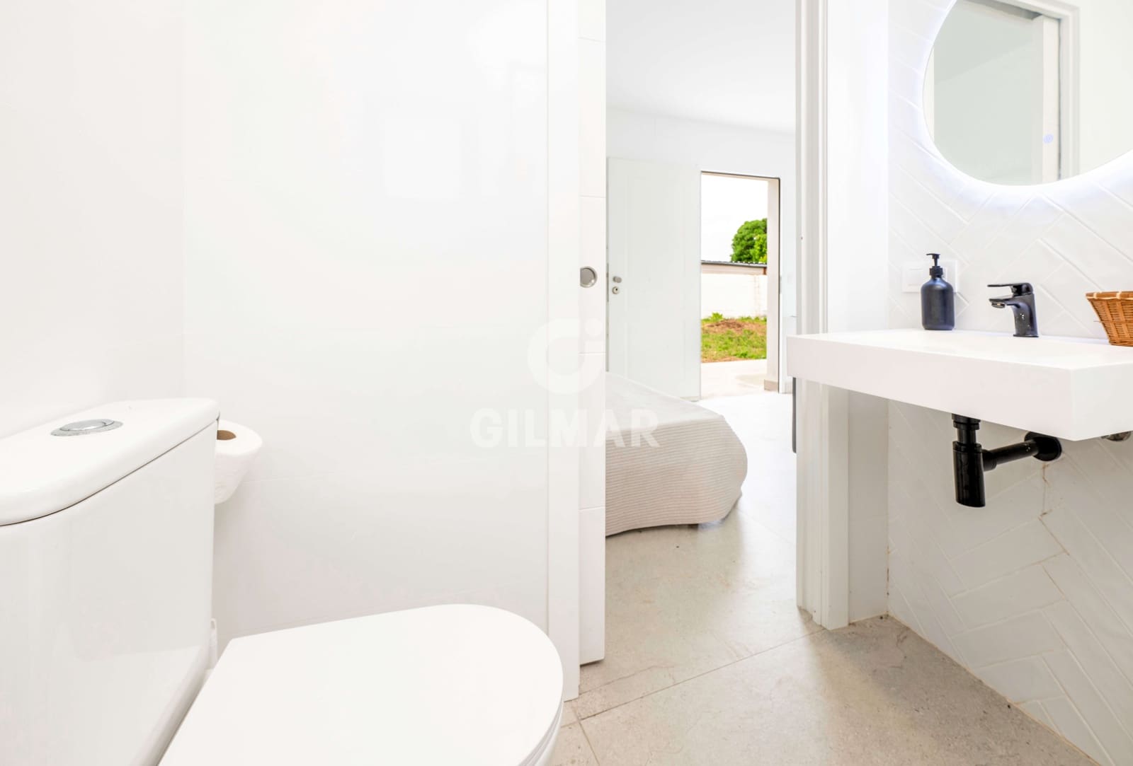 5 chambre Villa/Maison à vendre à Barbate avec garage - 650 000 € (Ref: 9787985)