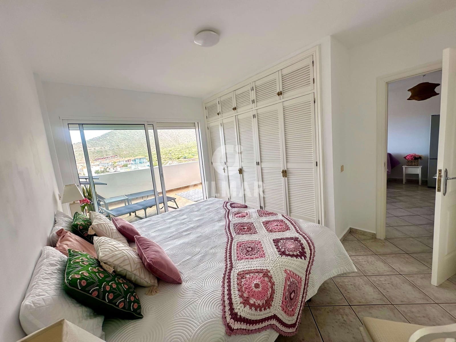 2 Zimmer Wohnung zu verkaufen in Costa Adeje mit Pool Garage - 330.000 € (Ref: 9793379)