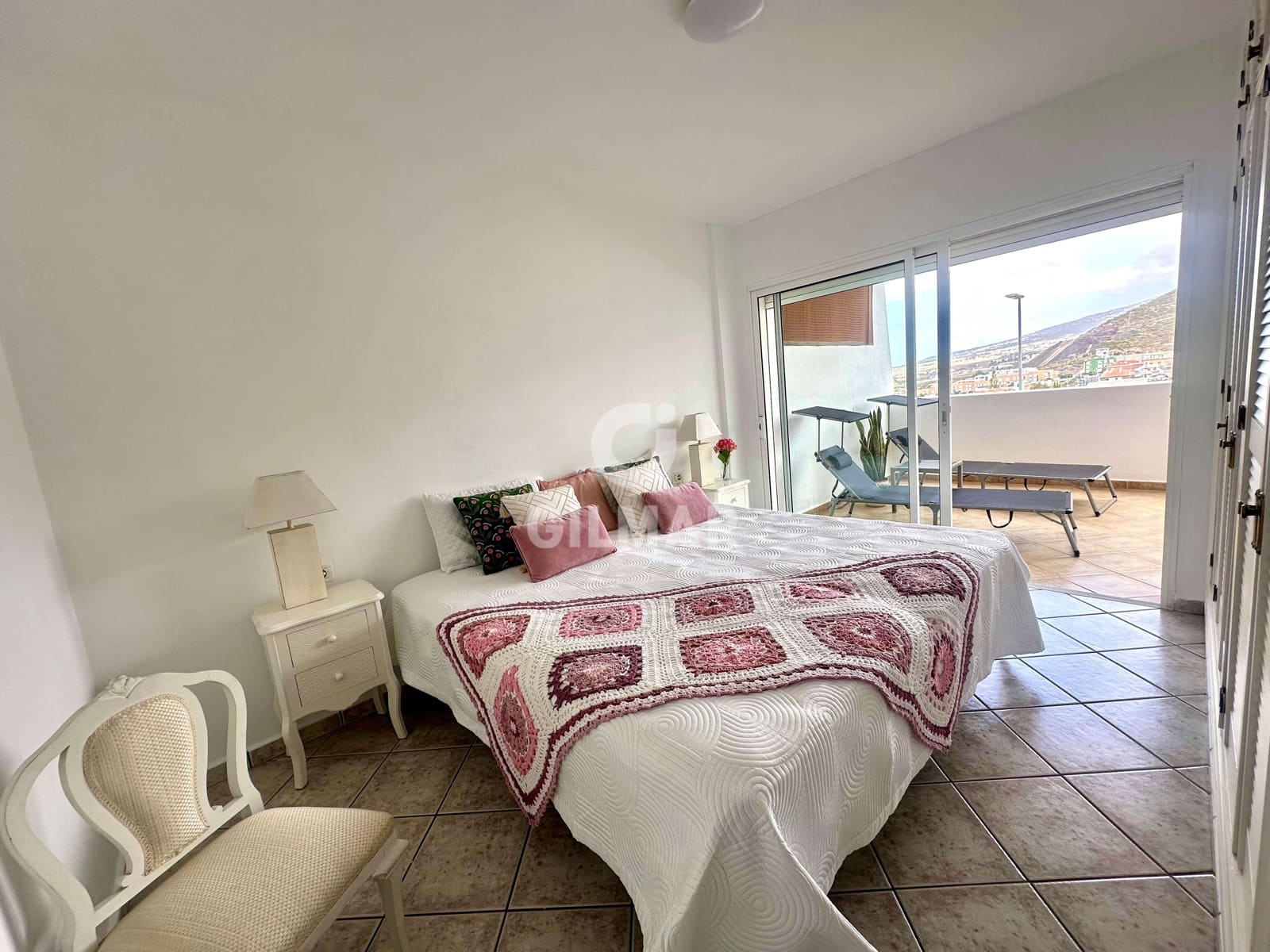 2 Zimmer Wohnung zu verkaufen in Costa Adeje mit Pool Garage - 330.000 € (Ref: 9793379)