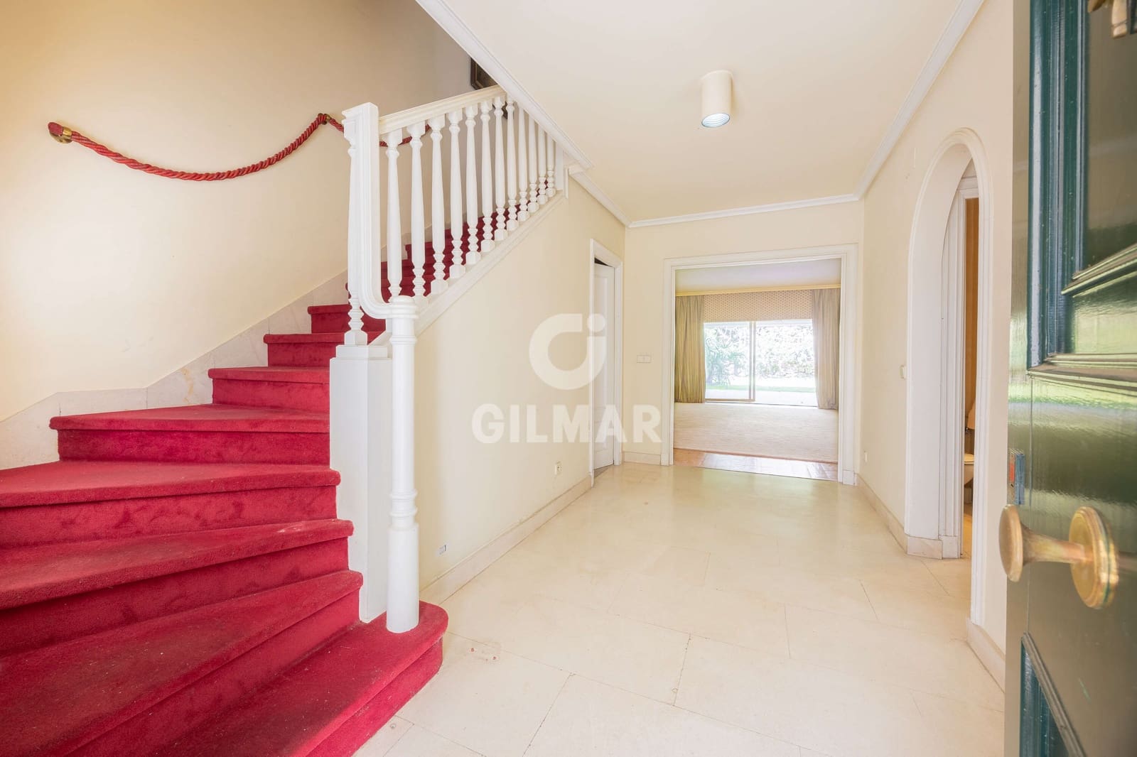 6 soverom Kjedet enebolig til salgs i Madrid by med svømmebasseng - € 2 700 000 (Ref: 9793502)