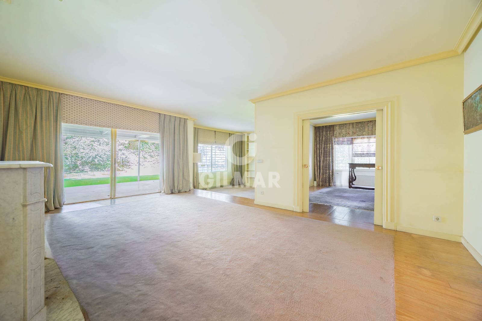 6 soverom Kjedet enebolig til salgs i Madrid by med svømmebasseng - € 2 700 000 (Ref: 9793502)