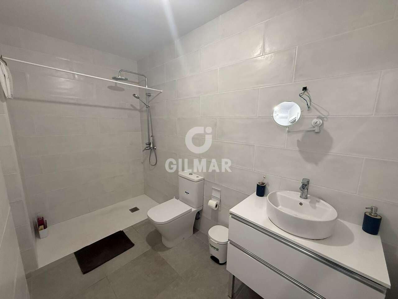 2 bedroom Flat for sale in Playa San Juan with garage - € 315,000 (Ref: 9795722)