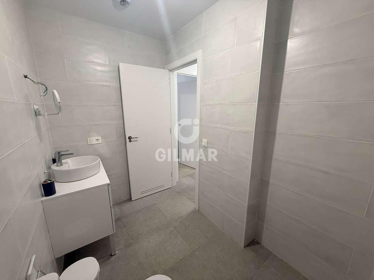 2 bedroom Flat for sale in Playa San Juan with garage - € 315,000 (Ref: 9795722)