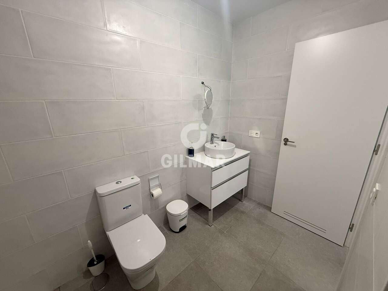 2 bedroom Flat for sale in Playa San Juan with garage - € 315,000 (Ref: 9795722)