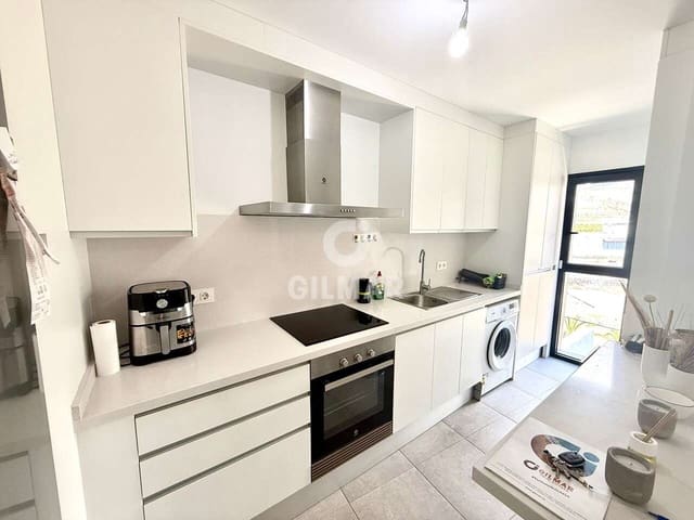 2 makuuhuone Asunto myytävänä paikassa Playa San Juan, Guía de Isora mukana 
autotalli - 315 000 € (Ref: 9795722)