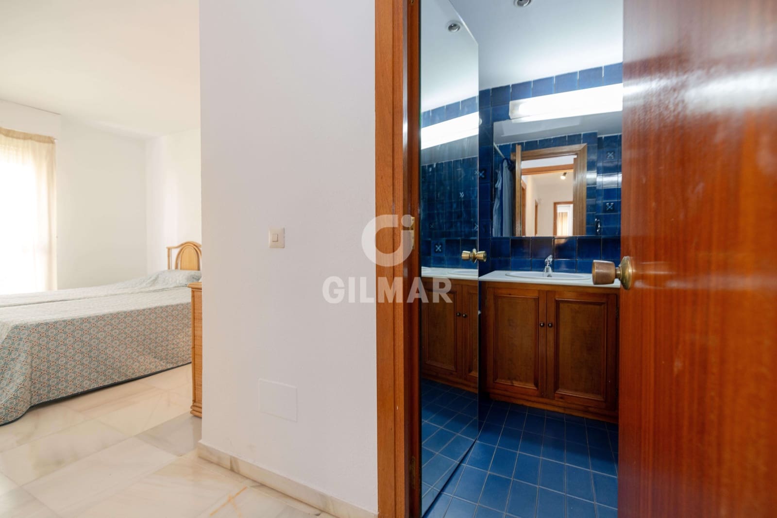 2 chambre Appartement à vendre à Marbella avec piscine garage - 430 000 € (Ref: 9802967)