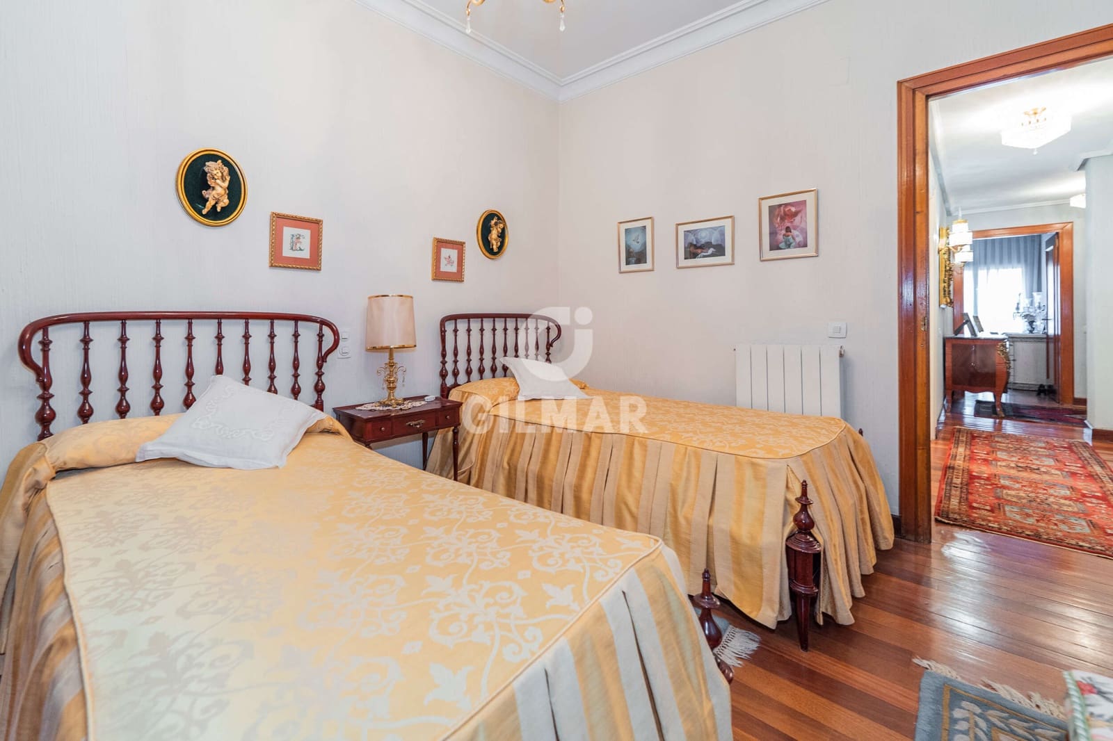 Piso de 5 habitaciones en Madrid ciudad en venta - 1.450.000 € (Ref: 9805720)