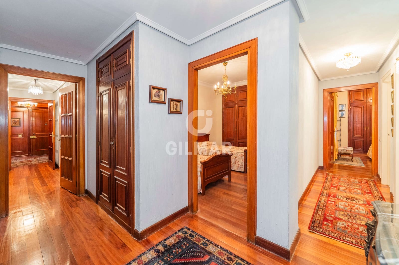 Piso de 5 habitaciones en Madrid ciudad en venta - 1.450.000 € (Ref: 9805720)