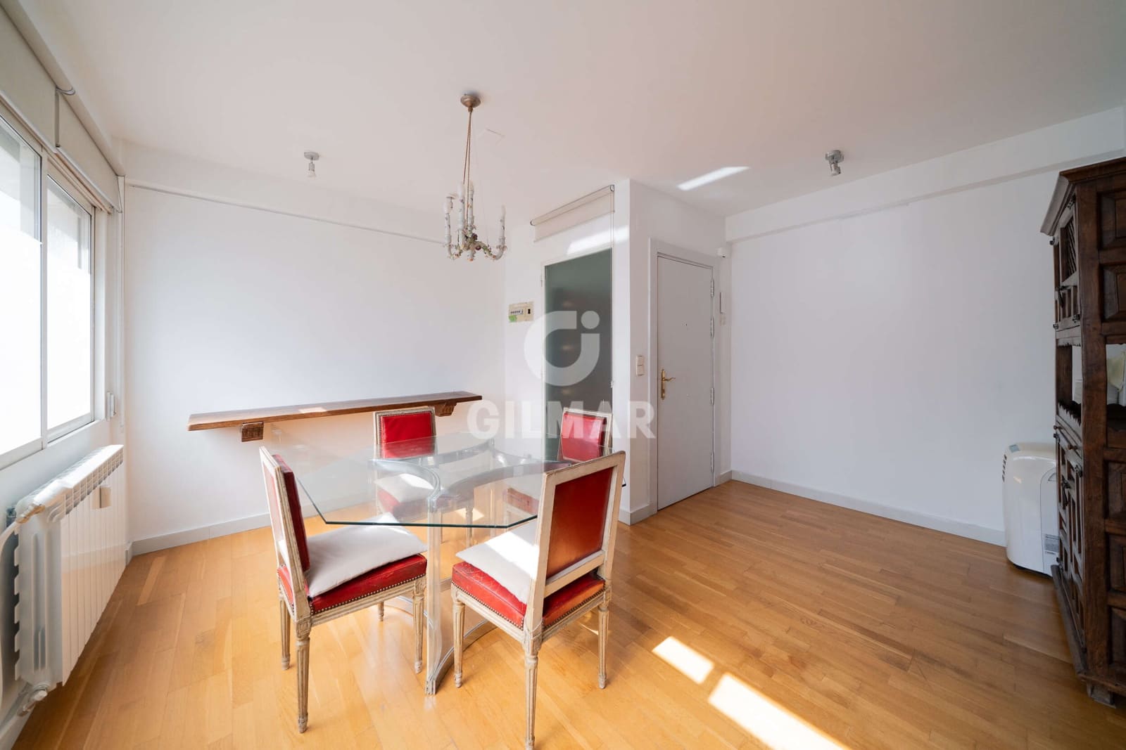 2 soveværelse Lejlighed til salg i Madrid by - € 660.000 (Ref: 9805721)