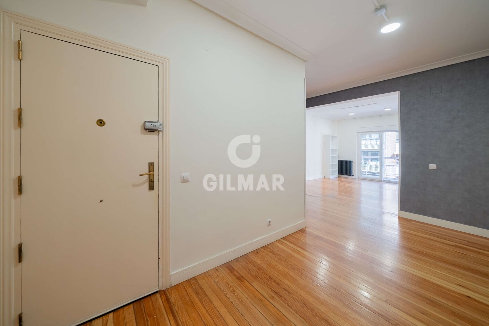 Piso de 5 habitaciones en Madrid ciudad en venta - 1.550.000 € (Ref: 9805728)