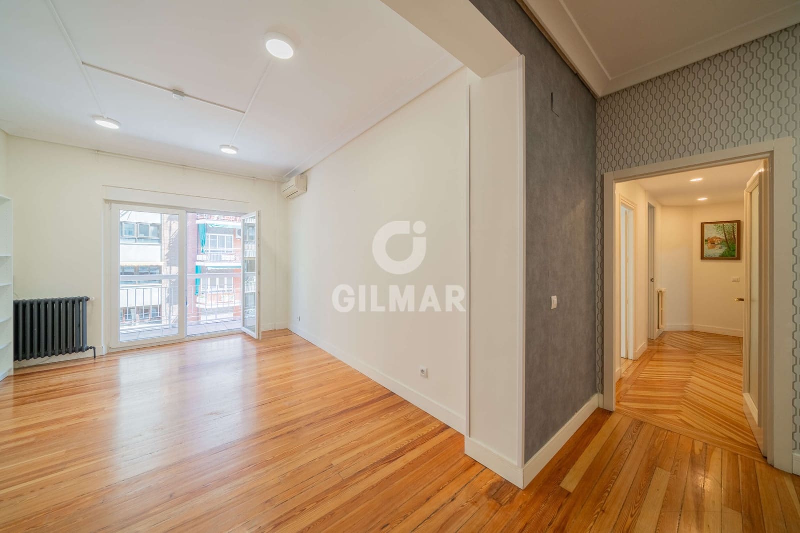 Piso de 5 habitaciones en Madrid ciudad en venta - 1.550.000 € (Ref: 9805728)