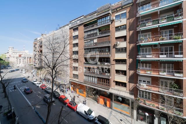 5 Zimmer Wohnung zu verkaufen in Chamberí, Madrid Stadt - 1.550.000 € (Ref: 9805728)