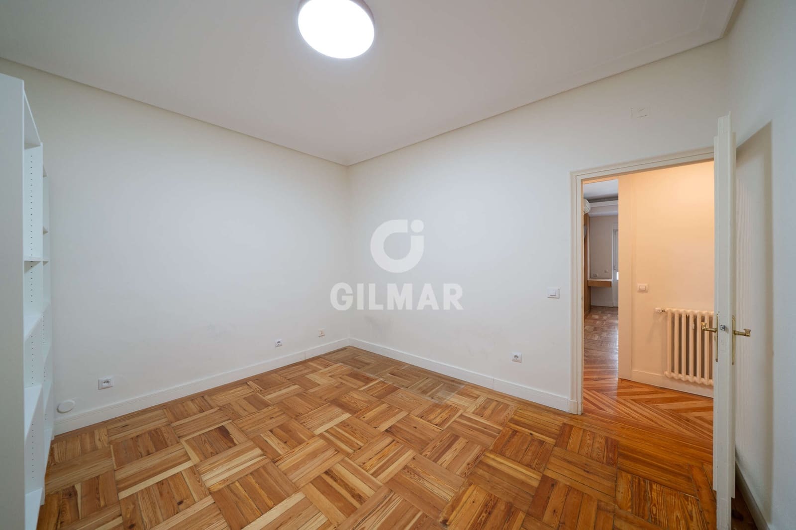 Piso de 5 habitaciones en Madrid ciudad en venta - 1.550.000 € (Ref: 9805728)
