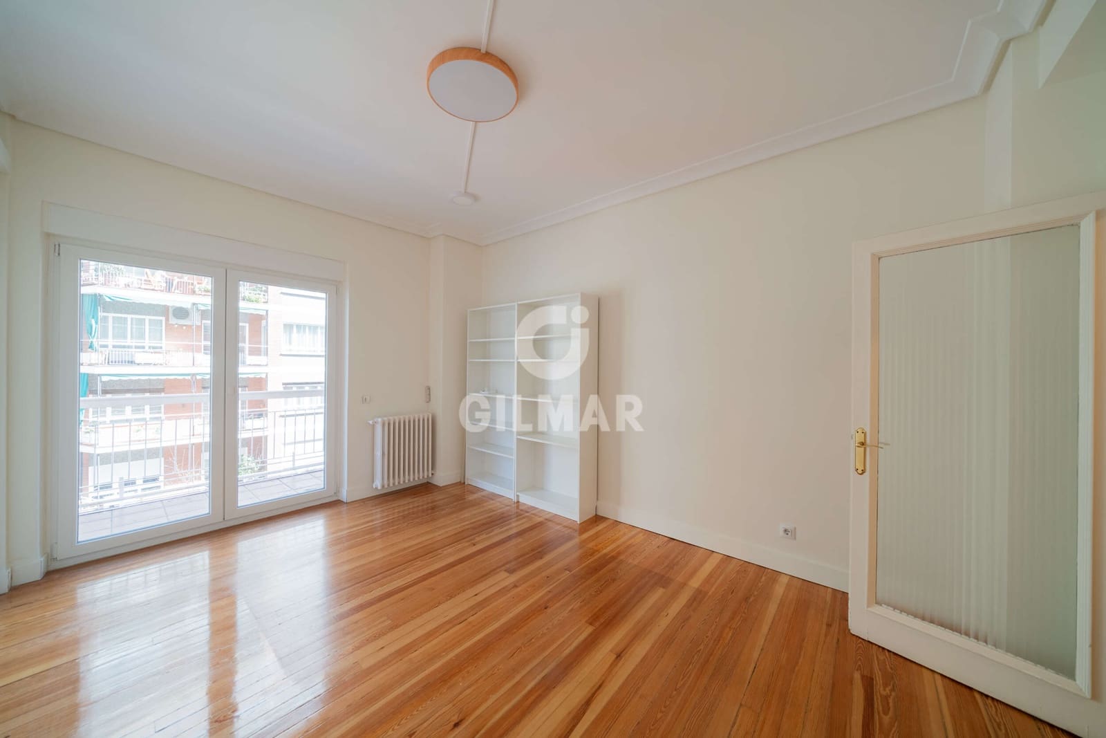 Piso de 5 habitaciones en Madrid ciudad en venta - 1.550.000 € (Ref: 9805728)