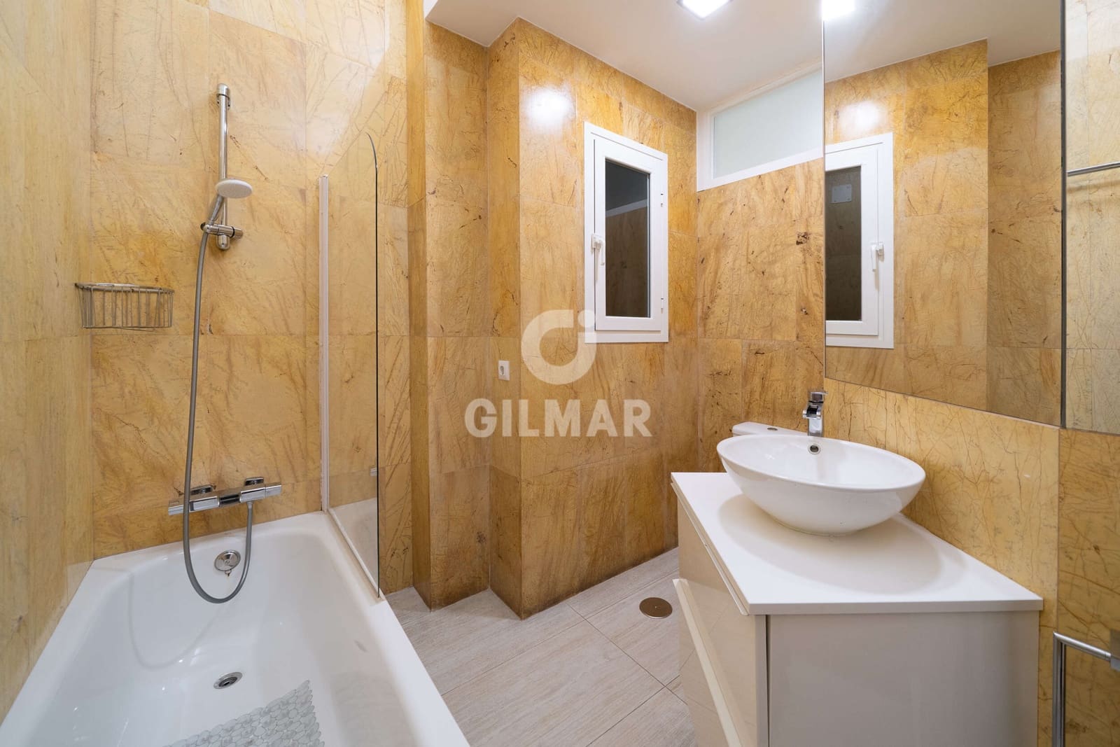 Piso de 5 habitaciones en Madrid ciudad en venta - 1.550.000 € (Ref: 9805728)