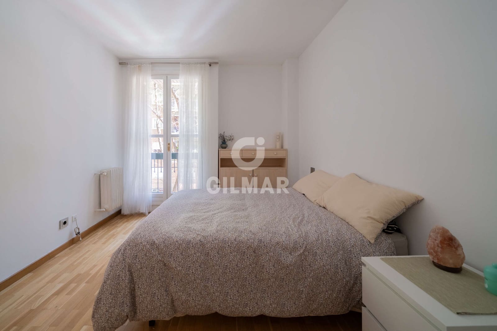 Piso de 4 habitaciones en Madrid ciudad en venta con garaje - 1.350.000 € (Ref: 9805729)