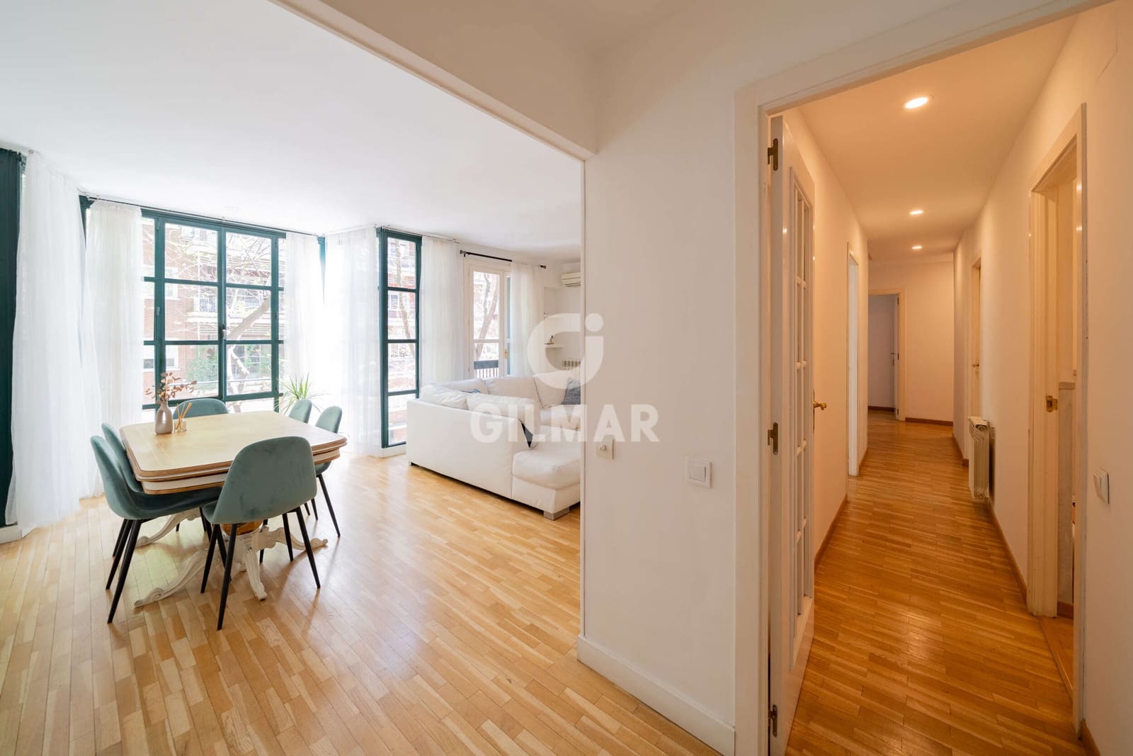 Piso de 4 habitaciones en Madrid ciudad en venta con garaje - 1.350.000 € (Ref: 9805729)