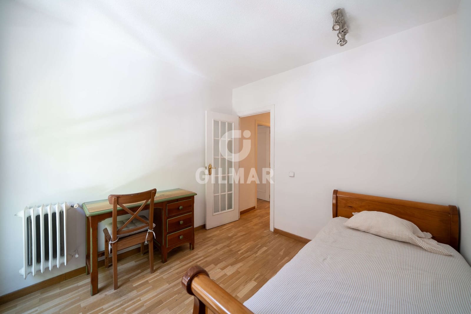 Piso de 4 habitaciones en Madrid ciudad en venta con garaje - 1.350.000 € (Ref: 9805729)