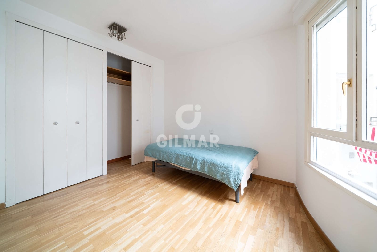 Piso de 4 habitaciones en Madrid ciudad en venta con garaje - 1.350.000 € (Ref: 9805729)